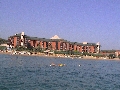 Pegasos Royal - Das Resort vom Meer gesehen